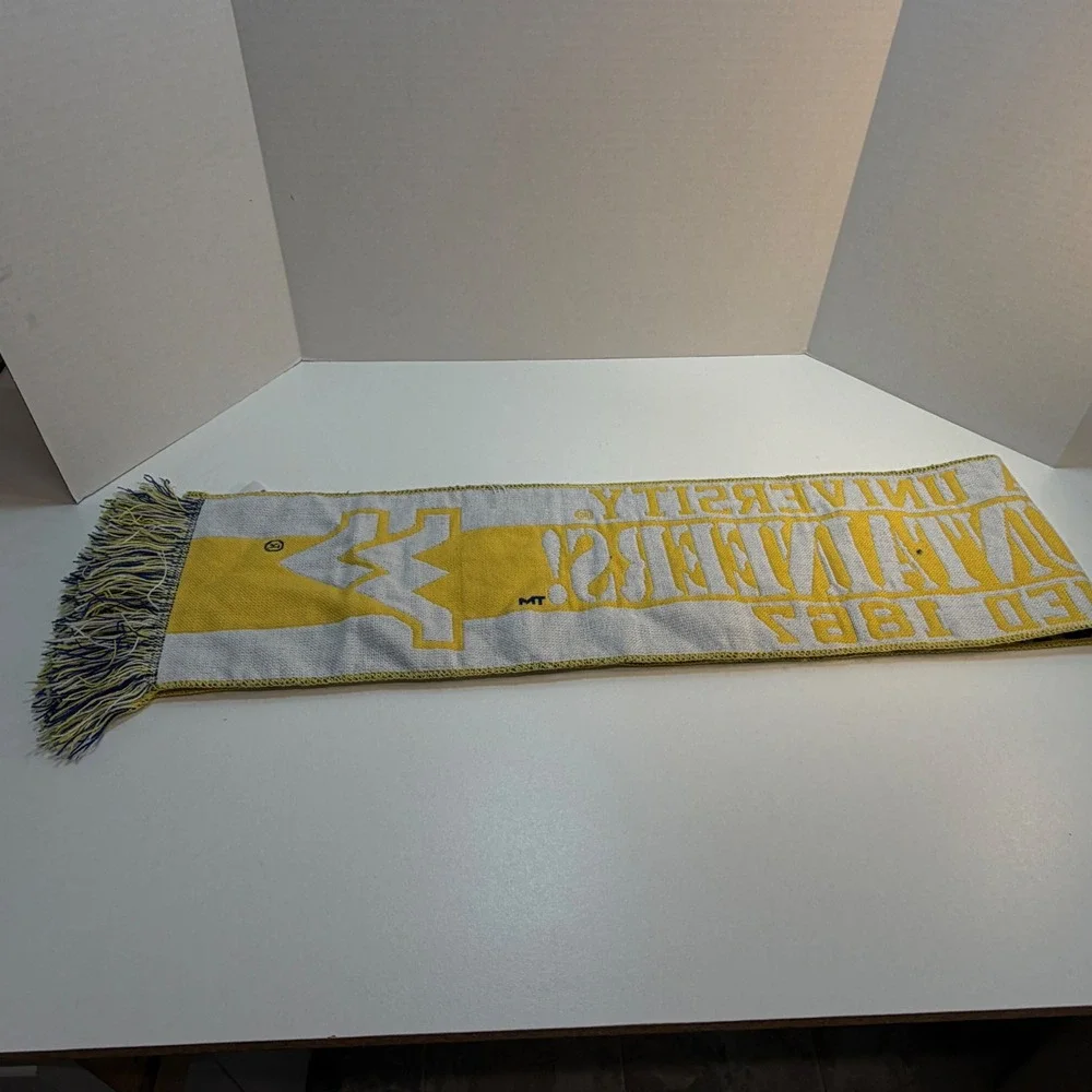 West Virginia University Mountaineers Knit Scarf 